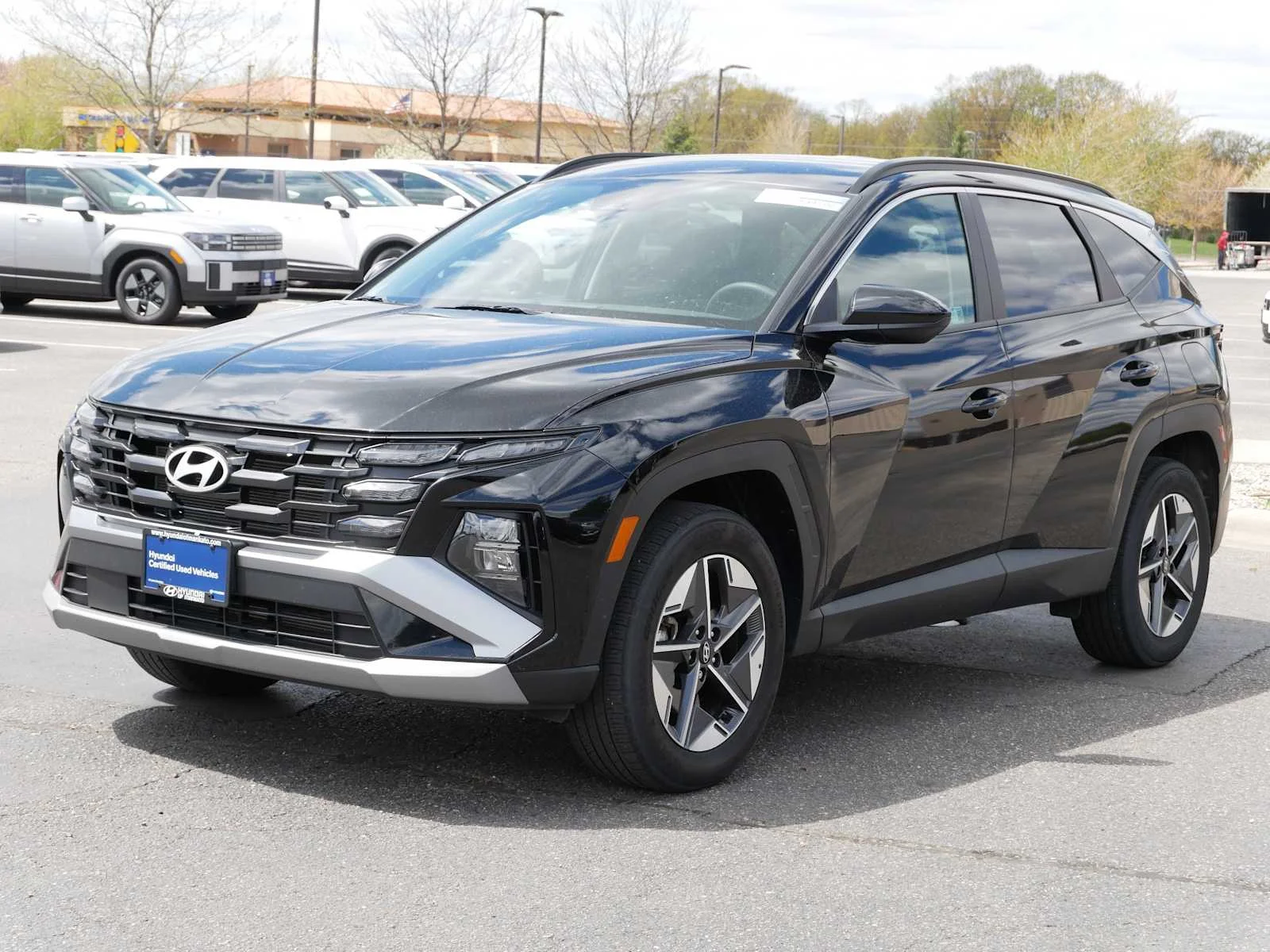 Certified 2025 Hyundai Tucson SEL with VIN 5NMJBCDEXSH464132 for sale in Mankato, Minnesota