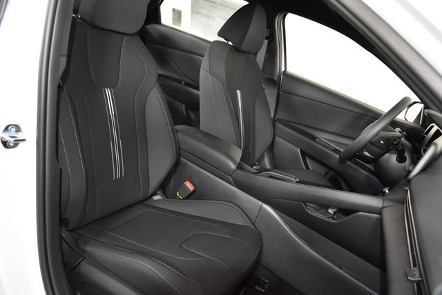 New 2026 White Hyundai SEL Sport image 12