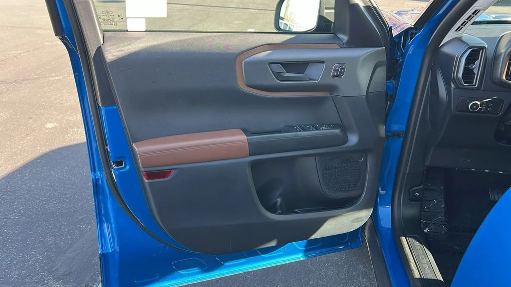 New 2026 Velocity Blue Metallic Ford Outer Banks® image 13