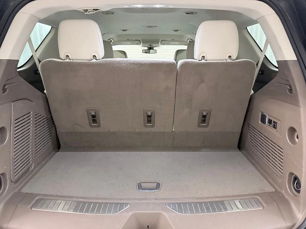 Used 2021 White Frost GMC Denali image 42