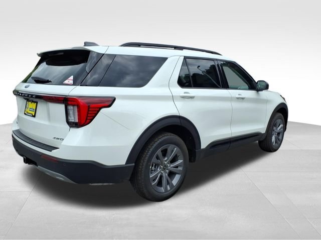 New 2026 Star White Metallic Tri-Coat Ford Active image 10