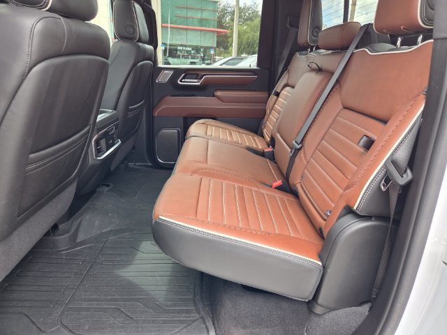 2025 GMC Sierra 3500HD Denali Ultimate - Photo 8
