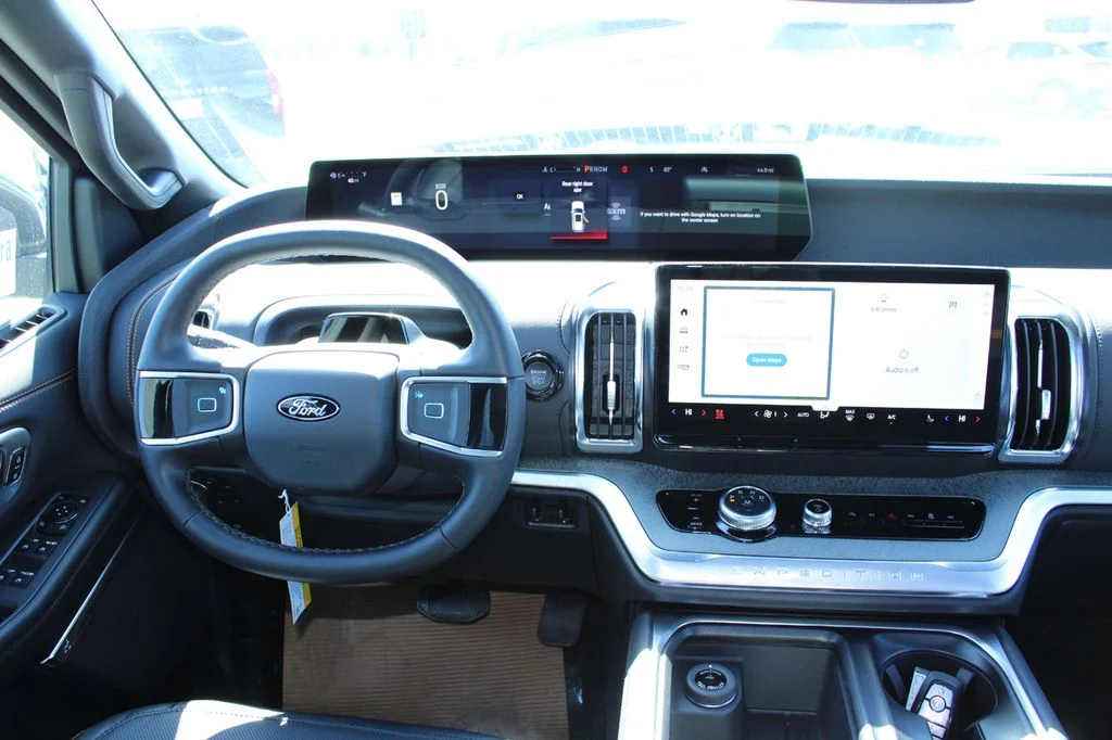New 2026 Oxford White Ford Tremor® image 30