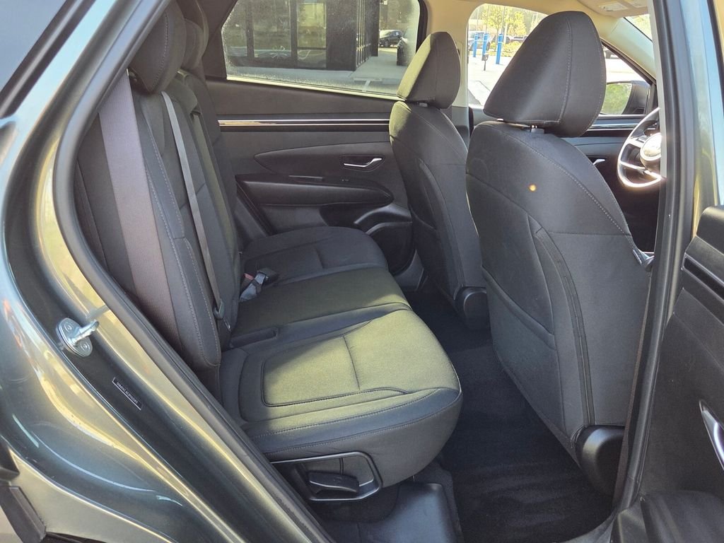 Used 2023 Gray Hyundai SE image 16