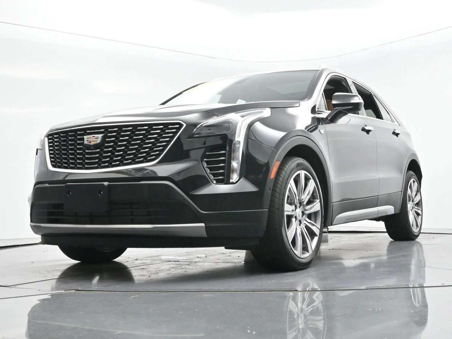 Used 2022 Stellar Black Metallic Cadillac Premium Luxury image 46
