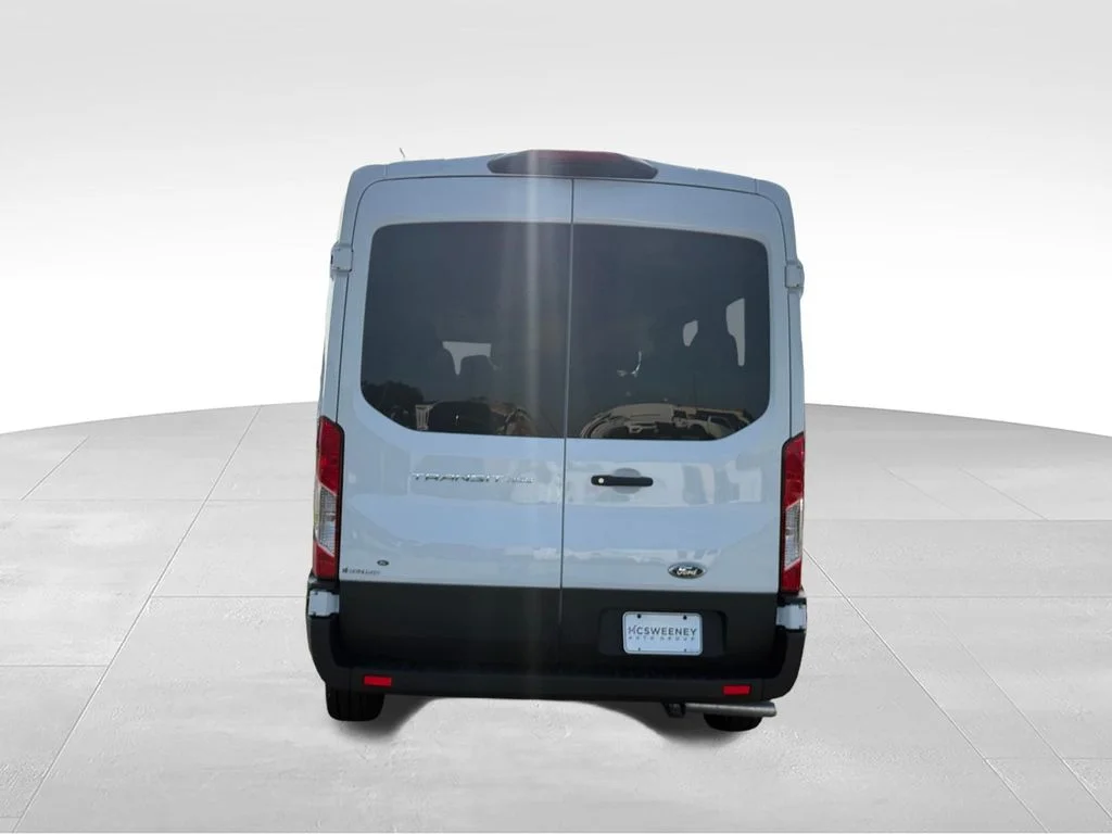 Used 2025 White Ford XL image 25