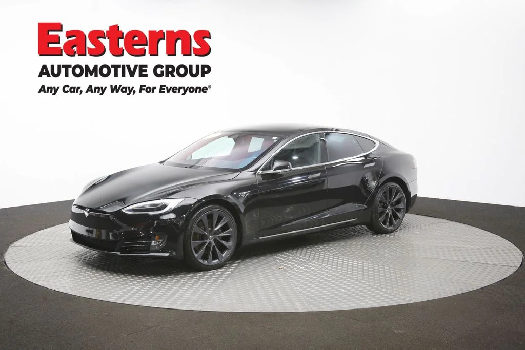 Used 2018 Black Tesla 75D image 55