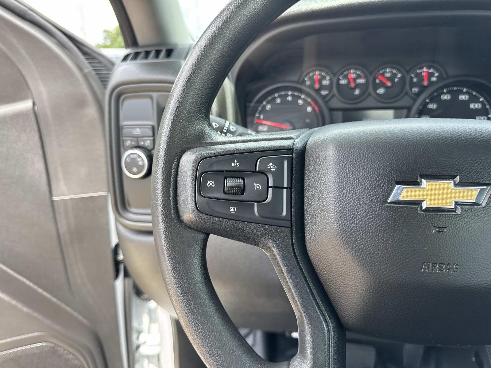 Used 2025 Summit White Chevrolet Work Truck image 21