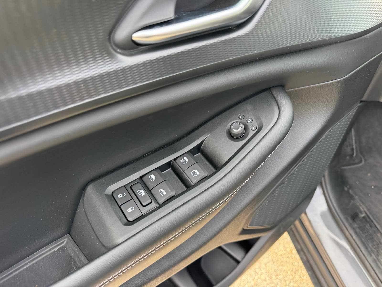 2025 Jeep Grand Cherokee Altitude - Photo 13