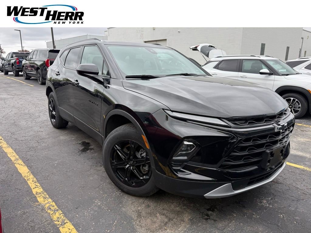 2023 Chevrolet Blazer 2.0T 2LT AWD's photo