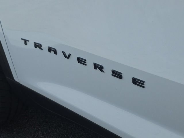 Used 2026 Polar White Tricoat Chevrolet Z71 image 13