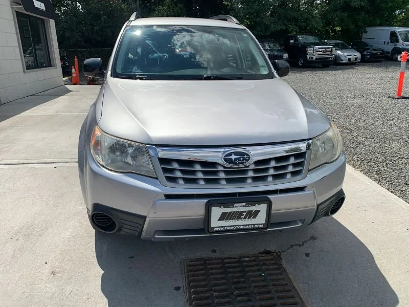 Used 2012 Silver Subaru 2.5X Sport Utility 4D image 20