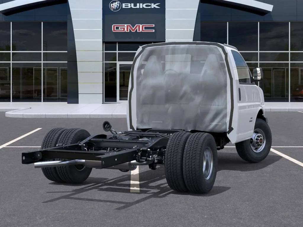 New 2026 Summit White GMC 1WT image 5