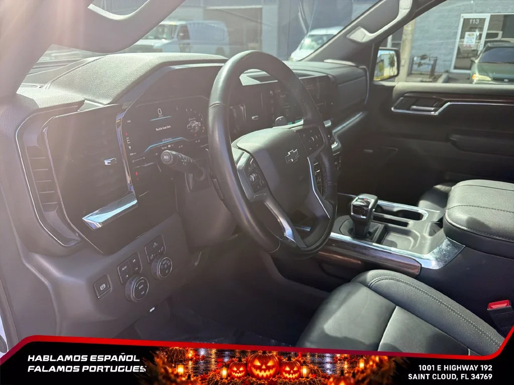 Used 2024 Summit White Chevrolet LT Trail Boss image 16
