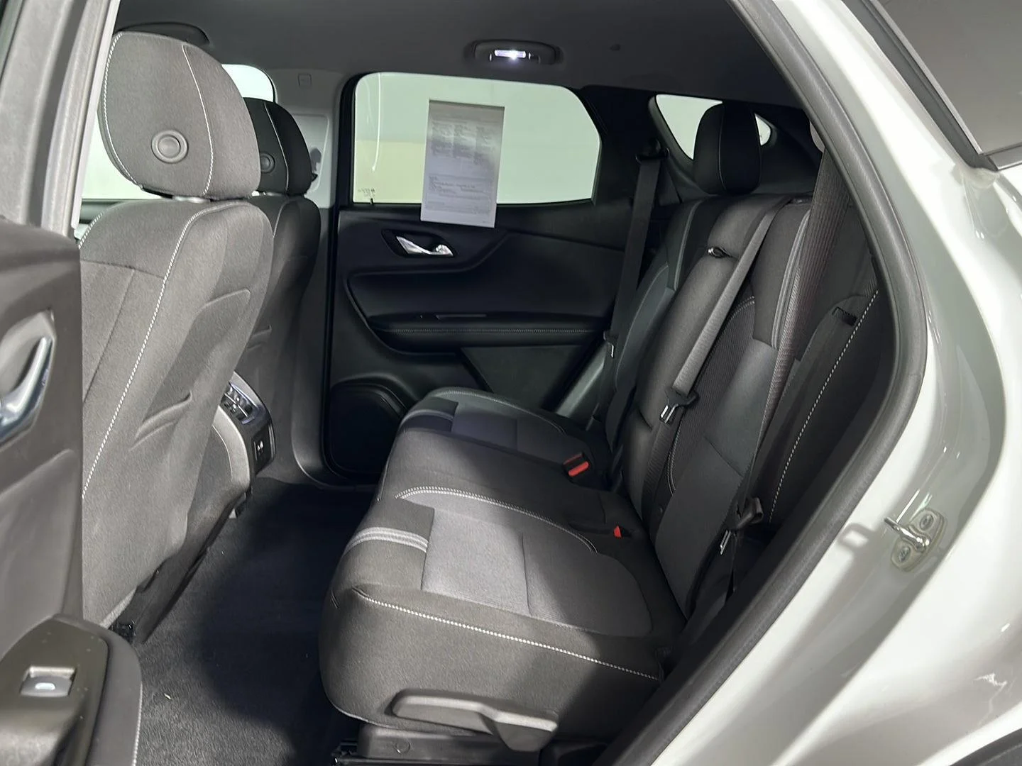Used 2024 Summit White Chevrolet LT image 20