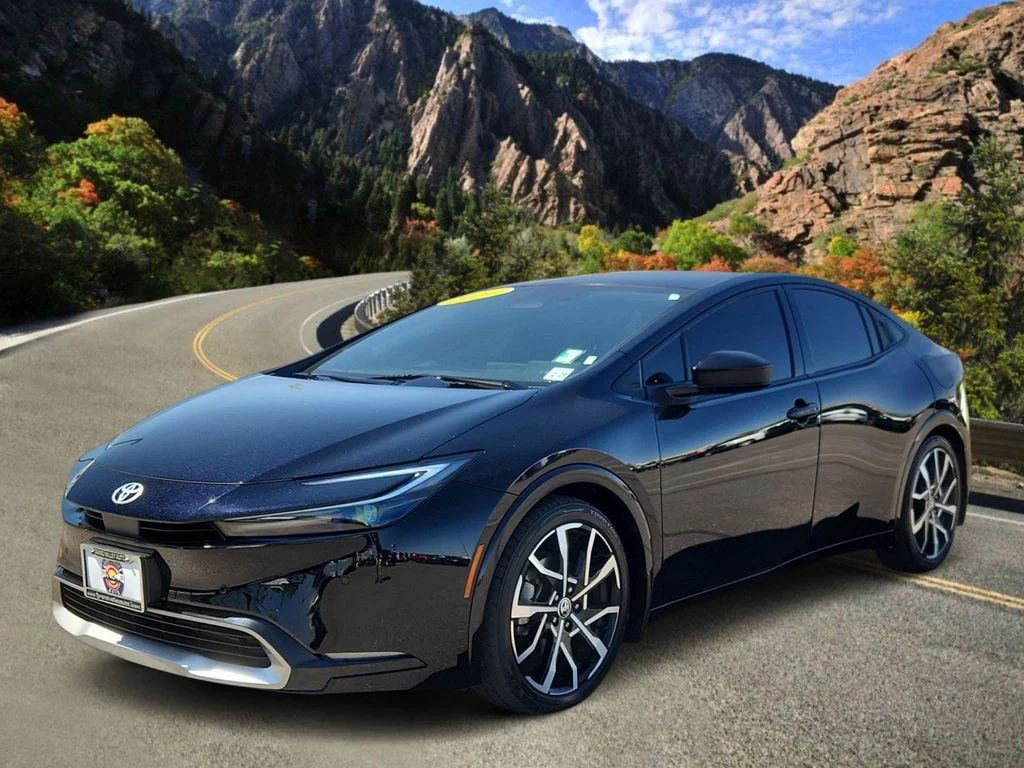 Used 2024 Black Toyota XSE Premium image 5