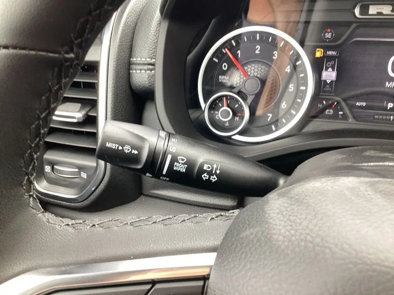 New 2026 Silver Zynith Exterior Paint RAM Laramie image 32