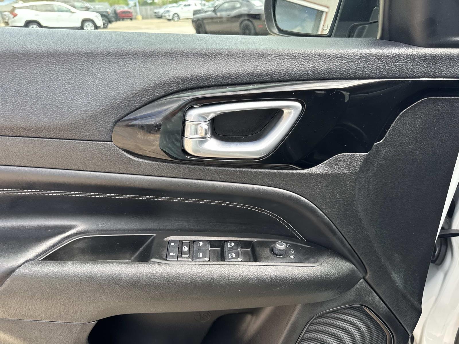 Used 2022 Bright White Clearcoat Jeep Altitude image 19