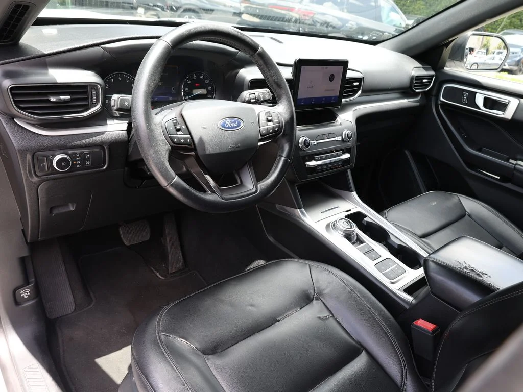 Used 2020 White Ford XLT image 13