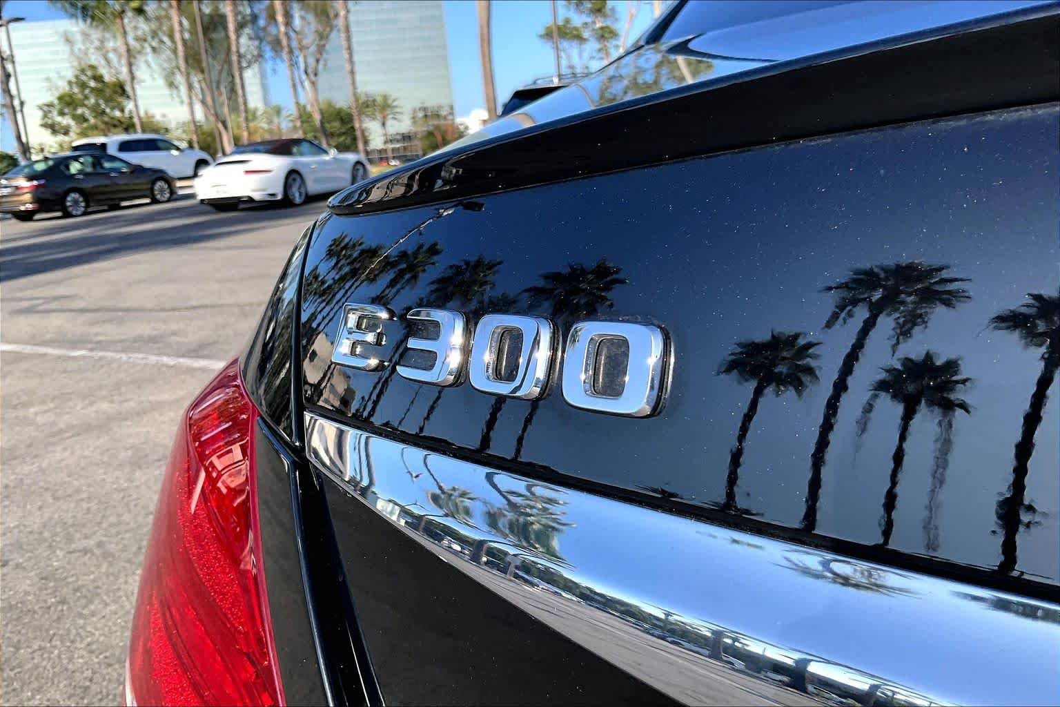 Used 2019  Mercedes-Benz E 300 image 29