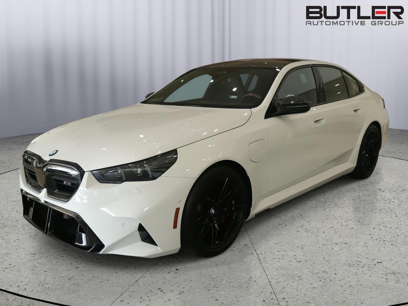 Used 2026 Alpine White BMW Base image 1
