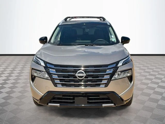 Used 2026 Gold Nissan Platinum image 2