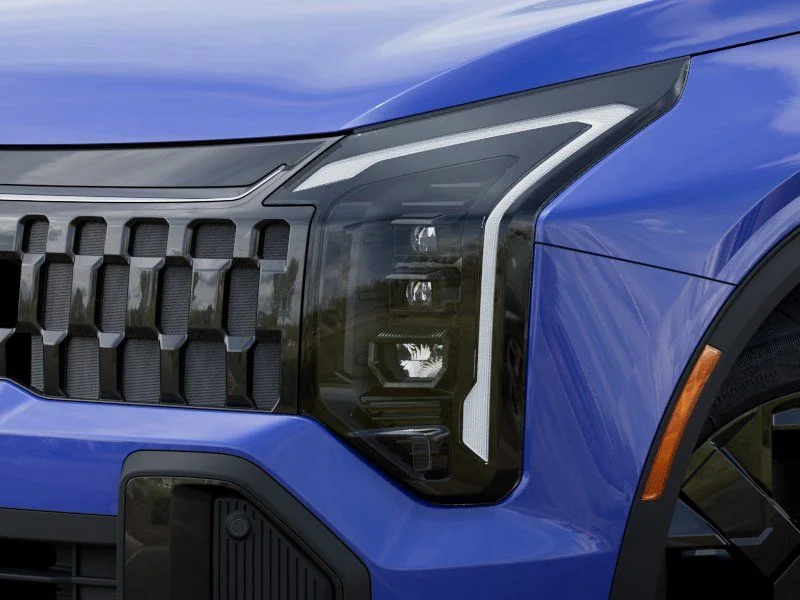 New 2026 Nebular Blue Kia X-Line image 9