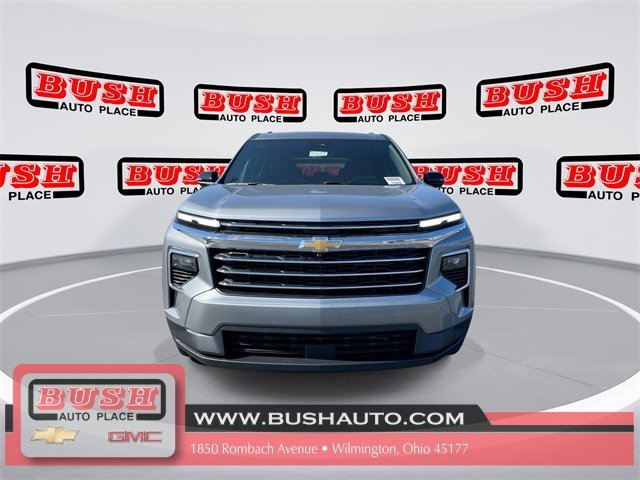 2026 Chevrolet Traverse photo 2