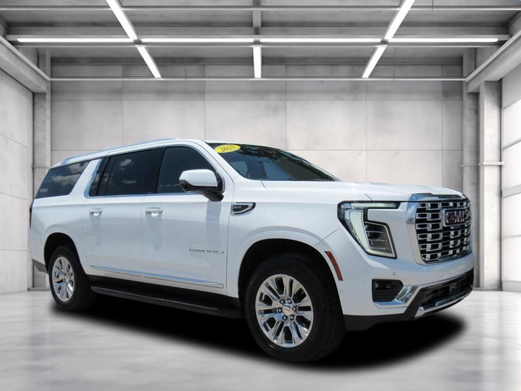 2025 GMC Yukon Denali 2WD's photo