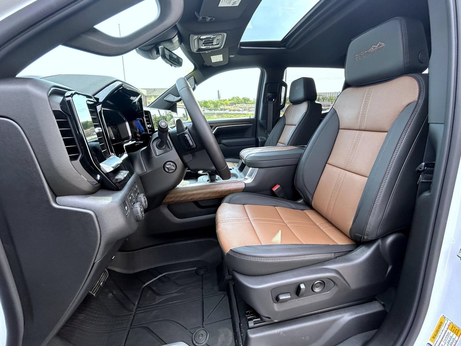2026 Chevrolet Silverado 1500 High Country - Photo 12