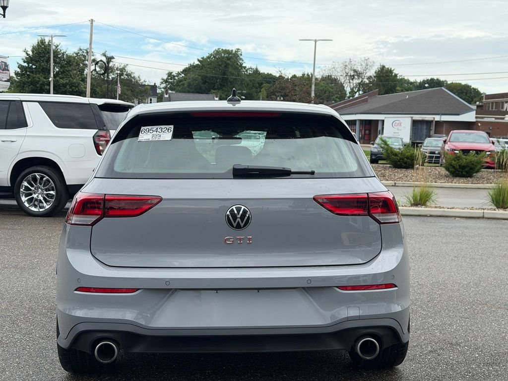 Certified Used 2025 Gray Volkswagen Autobahn image 4