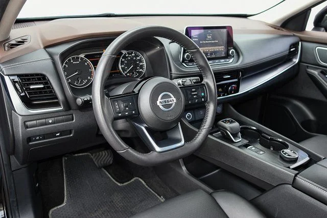 2023 Nissan Rogue SL - Photo 16