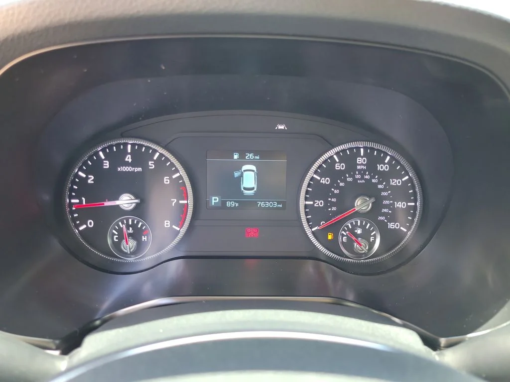 Used 2022 Glacial White Pearl Kia S image 21
