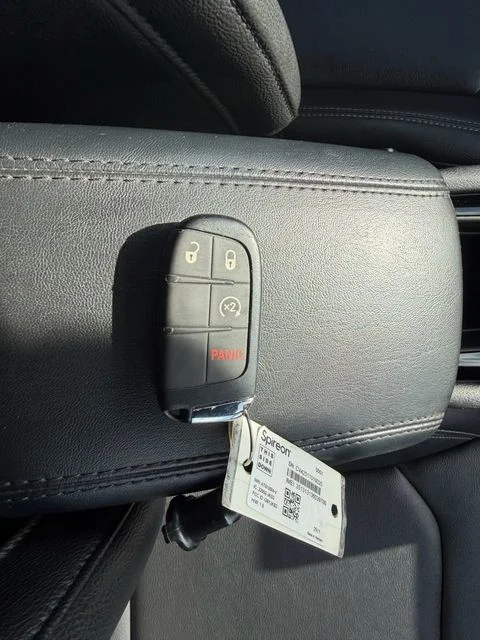 Used 2025 White Jeep Limited image 18