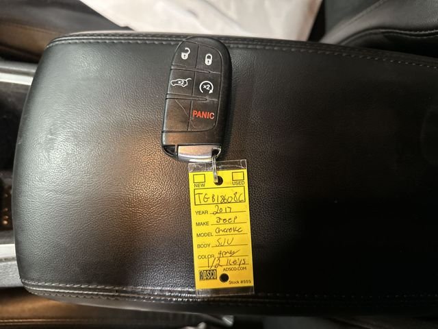 Used 2018 Gray Jeep Altitude image 33