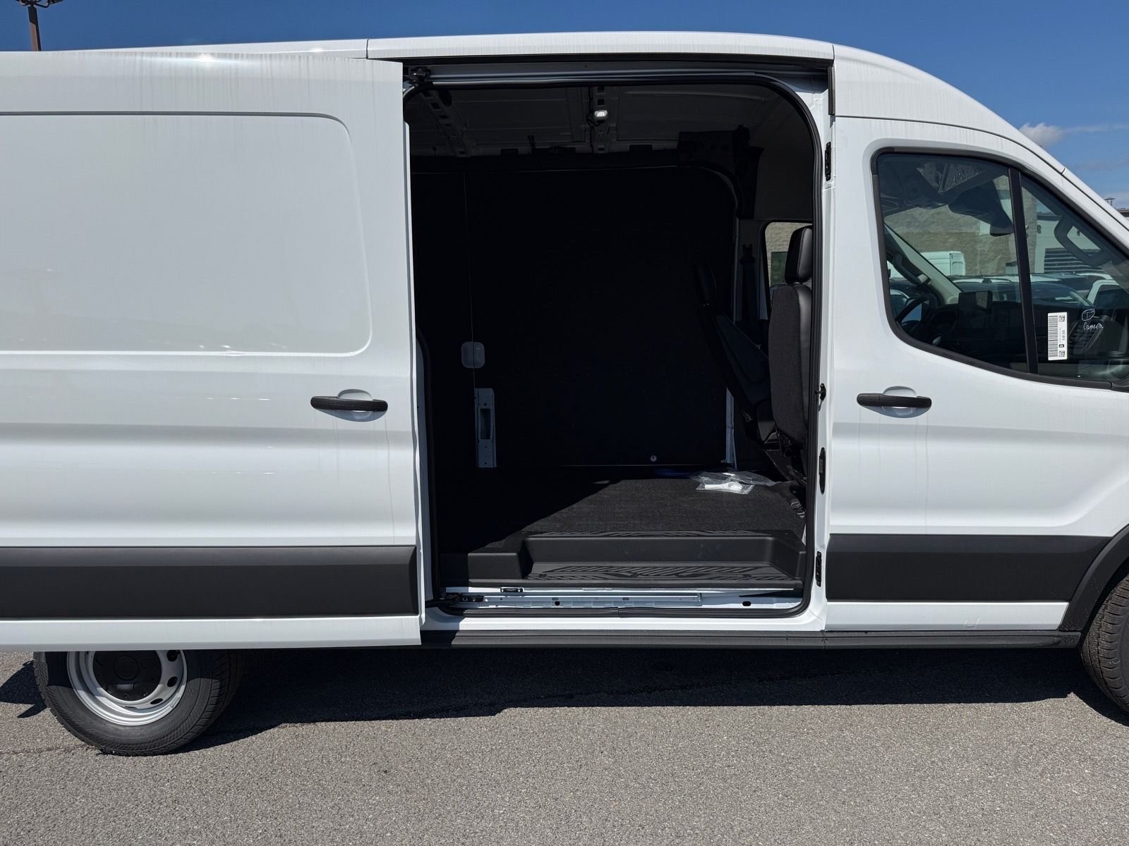 New 2026 Oxford White Ford Cargo Van image 32