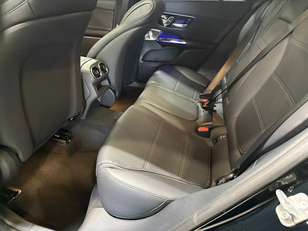New 2027 Black Mercedes-Benz GLC 300 image 54