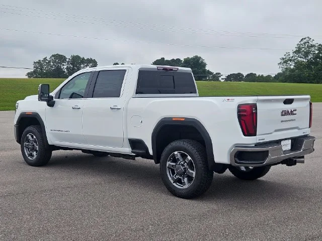 2026 GMC Sierra 2500HD SLT - Photo 3