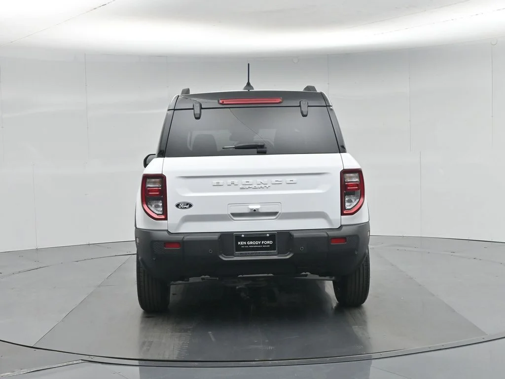 New 2026 Oxford White Ford Outer Banks image 23