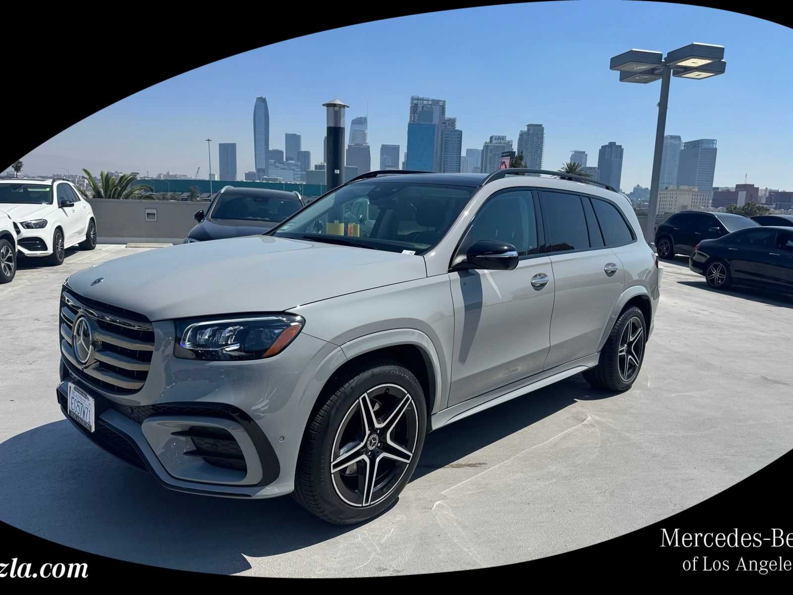 2026 Mercedes-Benz GLS's photo
