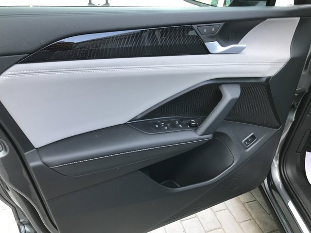 New 2026 Platinum Gray Metallic Volkswagen SE image 13