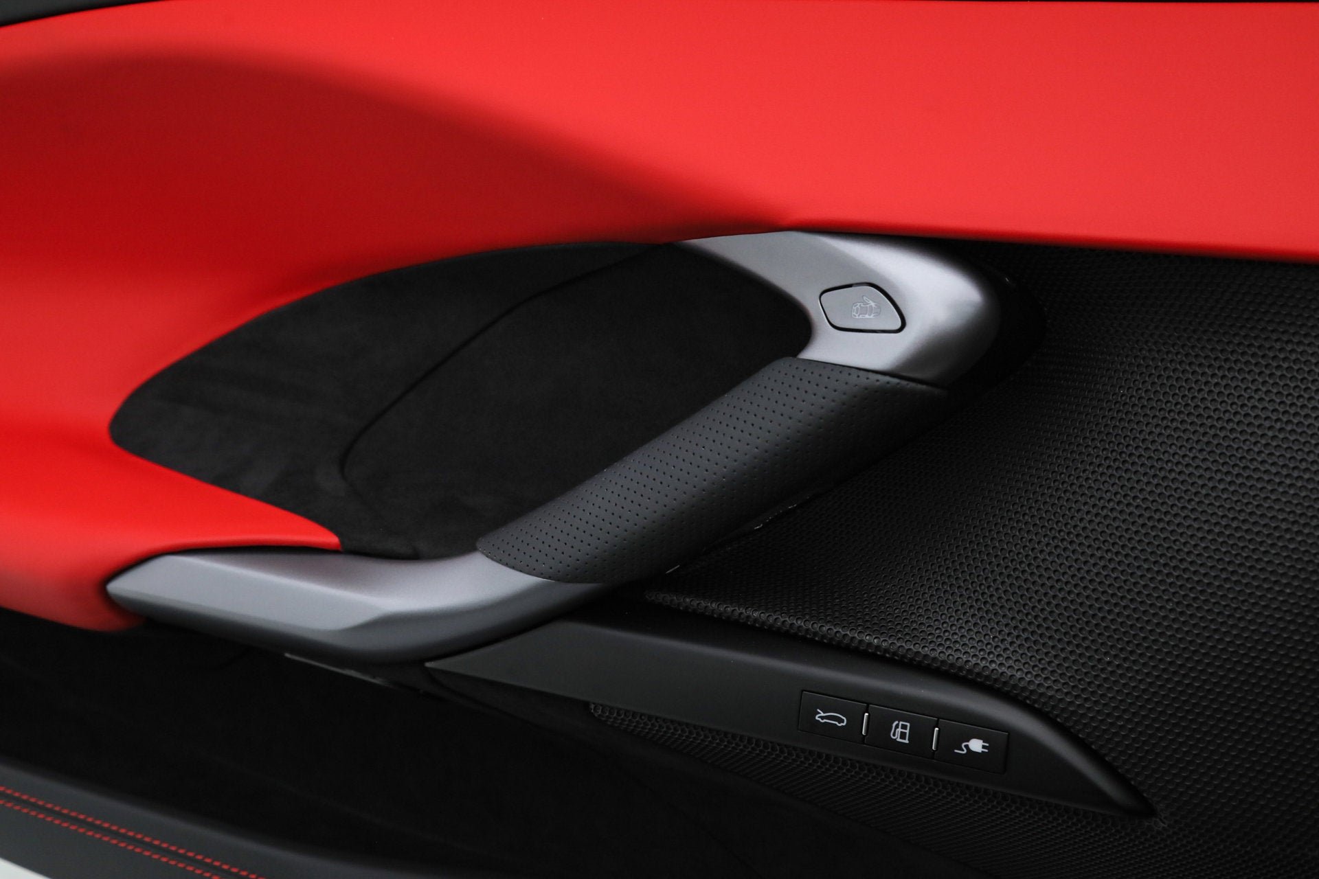 Certified Used 2025 Nero Ferrari  image 49