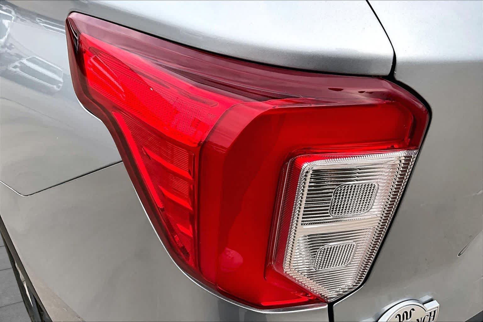 Used 2023 Iconic Silver Metallic Ford King Ranch image 56