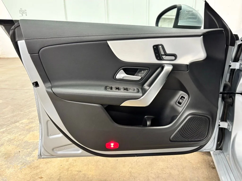 Used 2025 Silver Mercedes-Benz CLA 250 image 18
