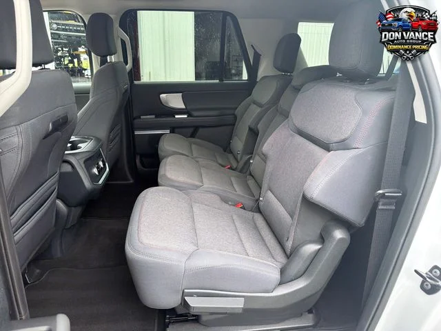 Used 2025 Silver Ford Active image 24