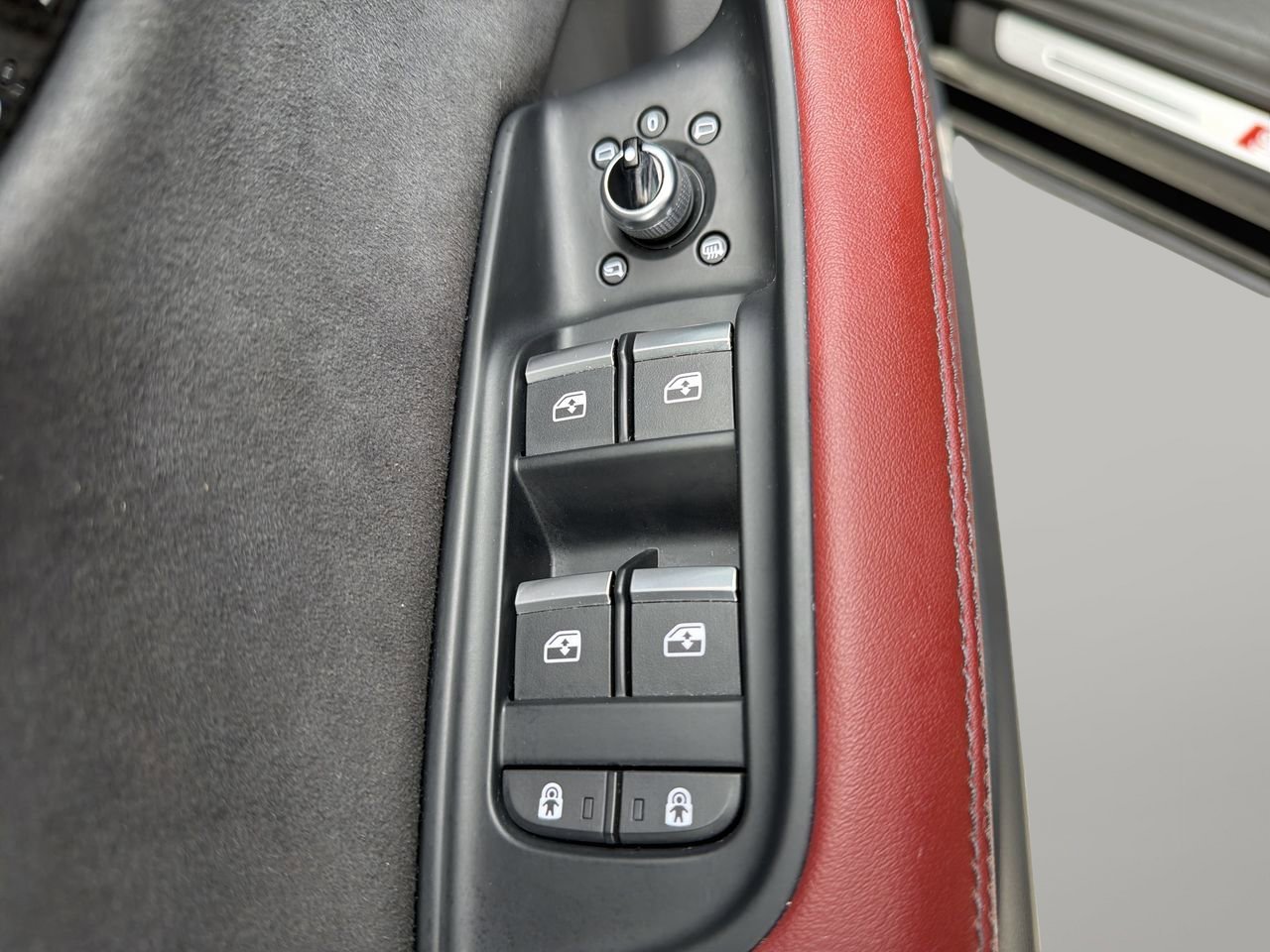 Used 2024 Mythos Black Metallic Audi Premium Plus image 19