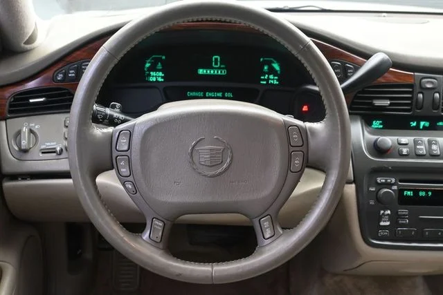 Used 2004 White Lightning Cadillac Base image 22