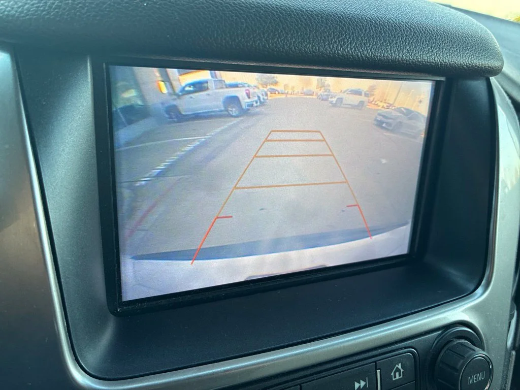 Used 2018 SUMMIT WHITE Chevrolet LS image 12
