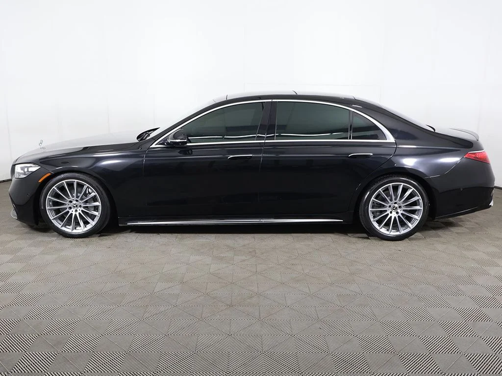 Used 2021 Black Mercedes-Benz S 580 image 20