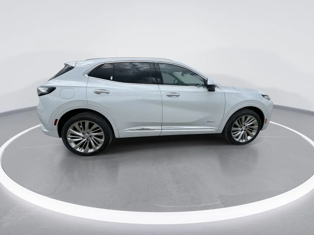 New 2026 Iridescent White Tricoat Buick Avenir image 9